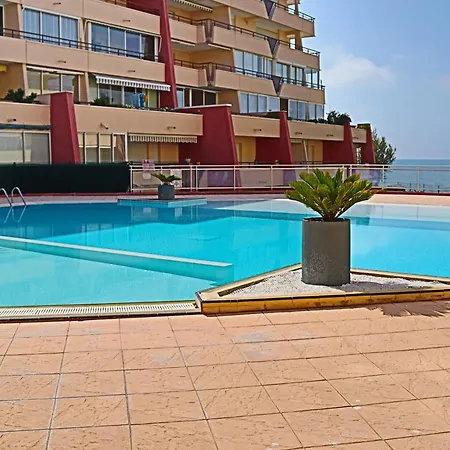 2 Pieces Pour 6 Pers Avec Terrasse Et Parking - Fr-1-472a-174 Sete